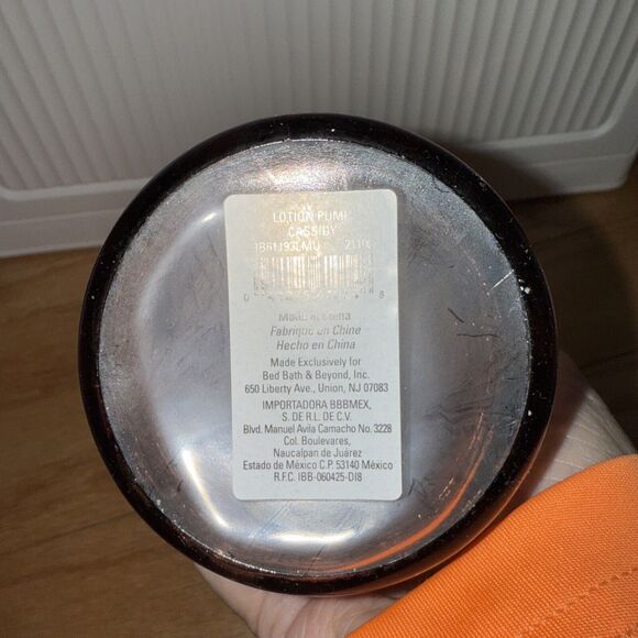 Wild Sage Cassidy Amber Colored Glass Lotion Pump - Picture 4 of 4